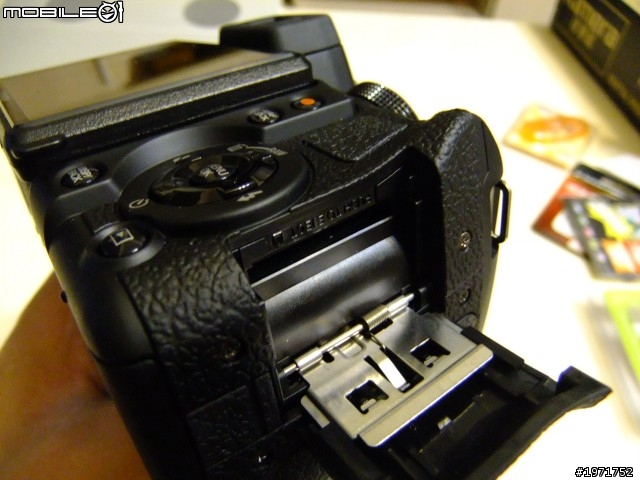 Fujifilm HS-20EXR 30X長砲機『不專業』開箱圖文~自言自語第一彈!!