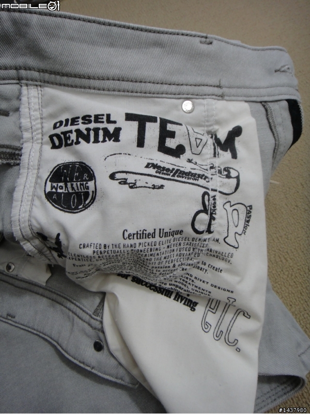 ☆開箱☆ 我的第一條 DIESEL // KROOLEY 19E Jeans