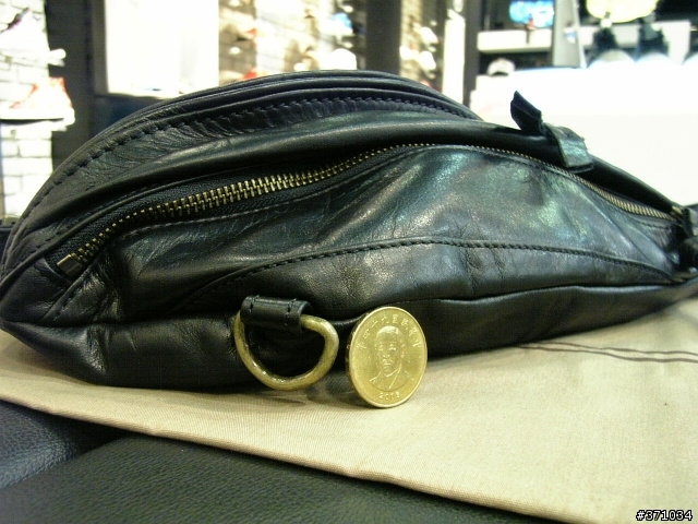就愛與眾不同的CREED・FULL CHROME BODY BAG!!!