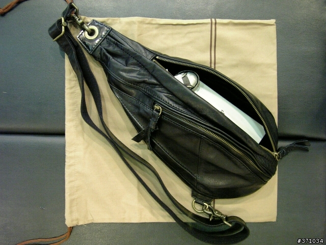 就愛與眾不同的CREED・FULL CHROME BODY BAG!!!