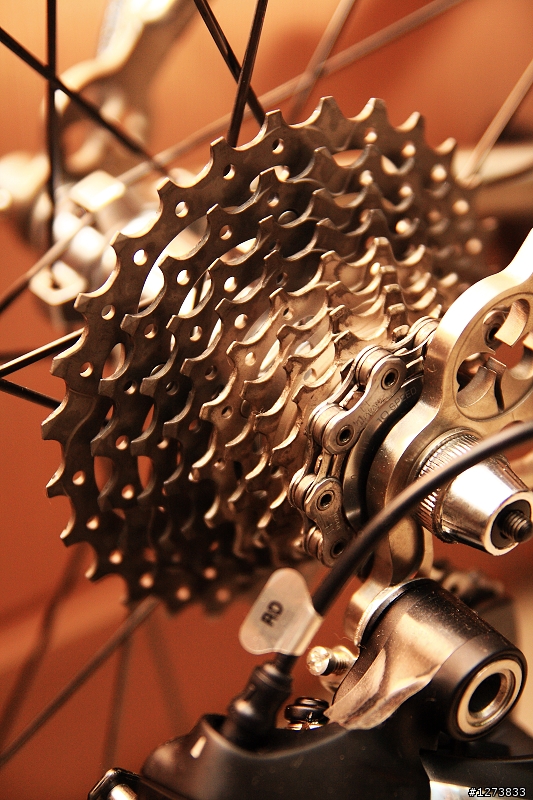 老闆說他的"鈦"低調~可是我怎看都不覺得.....Lynskey HELIX 幫PO
