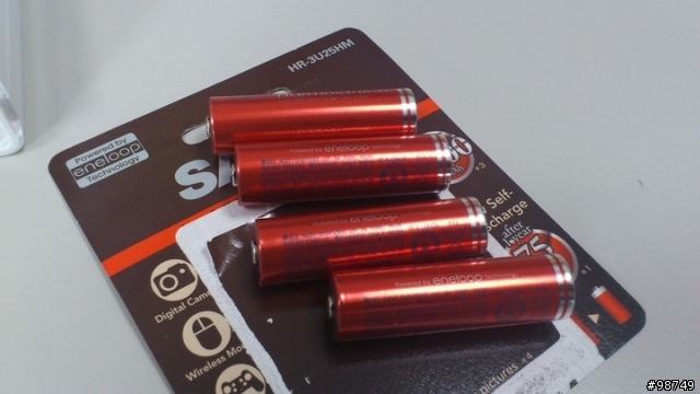 日本行動電源 Sanwa Supply出品 BTN-DC2W開箱文 (5/26更新 Eneloop 2500mah 低自放電電池的使用測試結果)