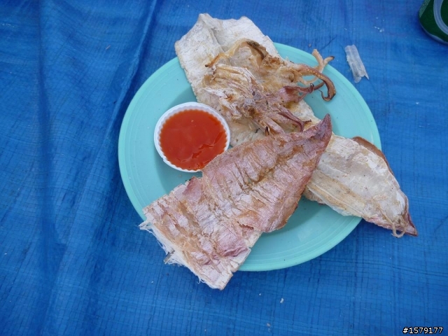 越南芽莊(中越)沙灘的魷魚妹