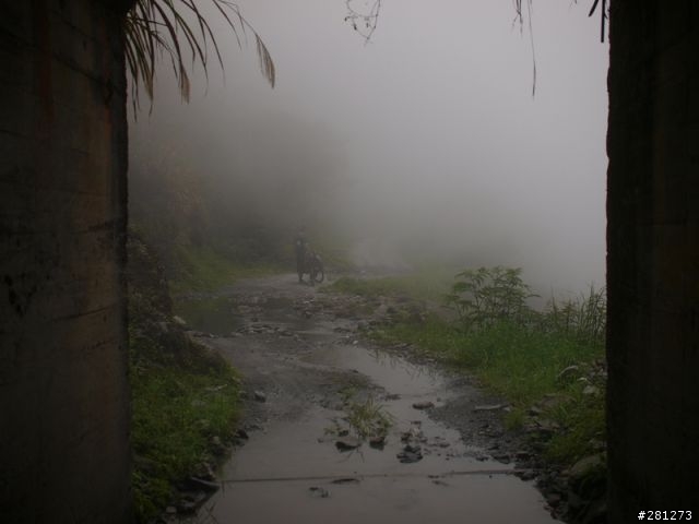 能?不能?翻越台灣的屋脊,單車能高越嶺!2011/04/15-16,完整遊記!