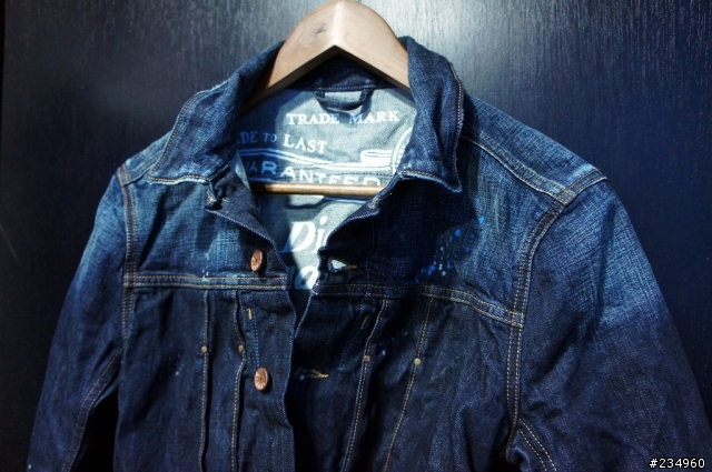 【分享】Diesel 潑漆牛仔外套 (圖多慎入)