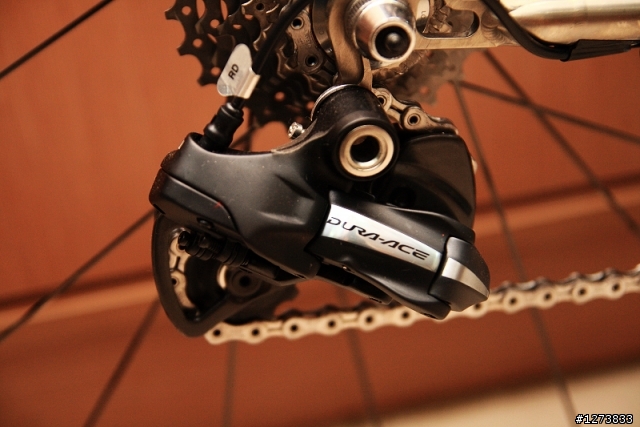 老闆說他的"鈦"低調~可是我怎看都不覺得.....Lynskey HELIX 幫PO