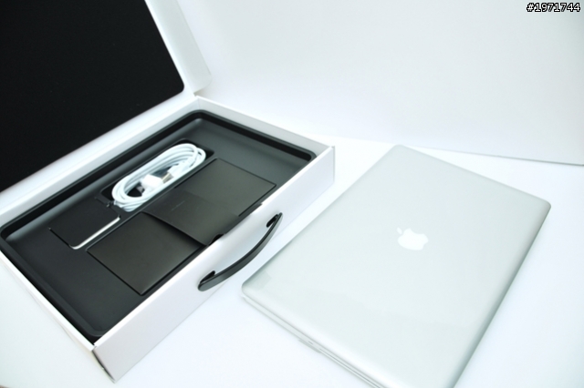 『 開箱 』 MacBook Pro 17" (2011款) 圖多