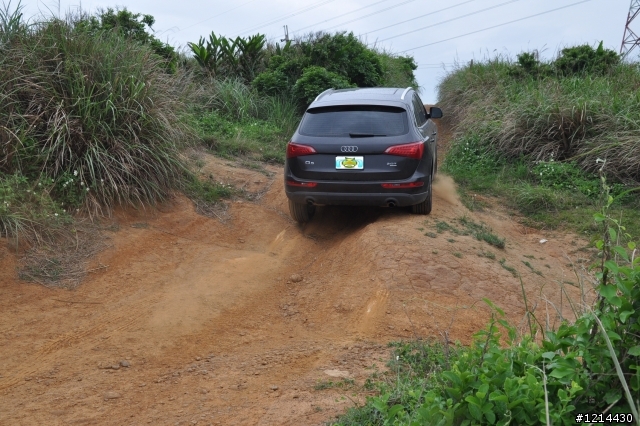 AUDI Q5 off road 開箱