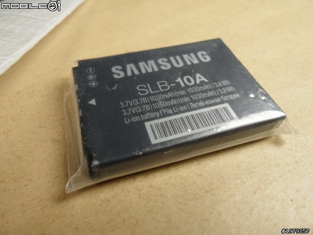 阿爸的隨身機開箱:Samsung WB700