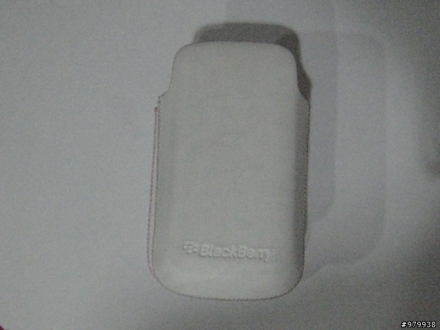 遲來的母親節禮物 BlackBerry 9800
