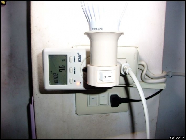 {開箱分享}PHILIPS飛利浦 LED燈泡