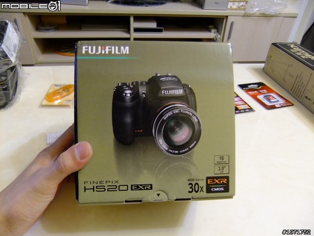Fujifilm HS-20EXR 30X長砲機『不專業』開箱圖文~自言自語第一彈!!
