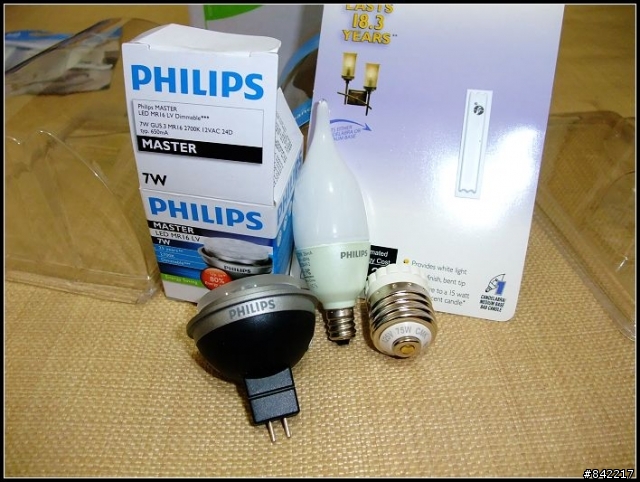 {開箱分享}PHILIPS飛利浦 LED燈泡