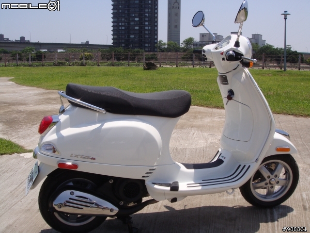 分享新入手的Vespa LX 125 白色