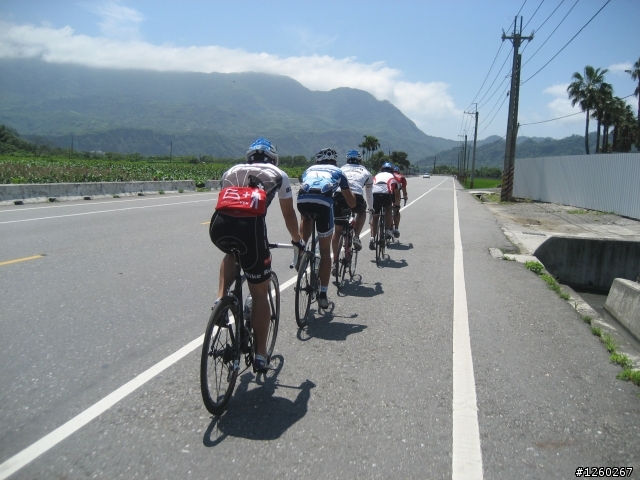 環台趣 好車大集合GIANT OCR、Colnago E1、 Pinarello Dogma 60.1、Matrix Rafale 、Cannondale Six 2010、Bianchi 928S