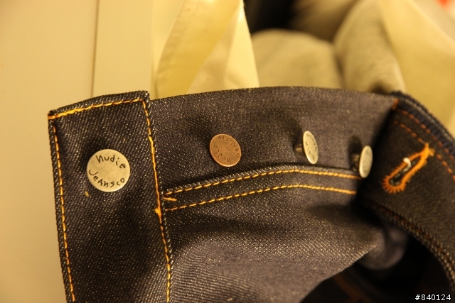 【簡易開箱+疑問】三銀一銅之Nudie Jeans Average Joe Dry Red Selvage
