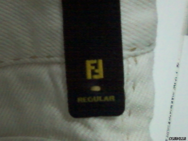 我的第一條超級名牌褲Fendi jeans