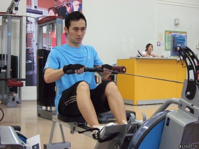 adidas CP 男性健身系列 Redline開箱測試!