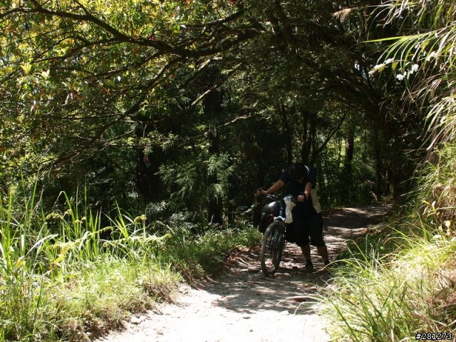 能?不能?翻越台灣的屋脊,單車能高越嶺!2011/04/15-16,完整遊記!