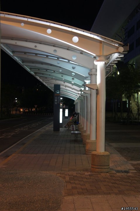 NEX夜間拍攝+專業的大大們教我蓋個NEX夜拍樓吧