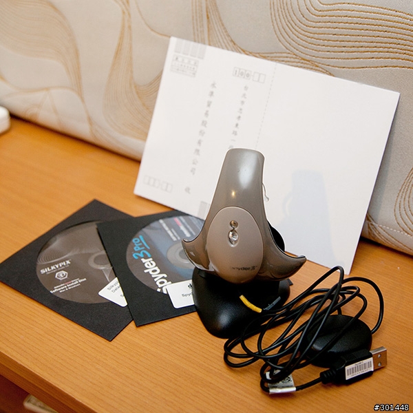 「分享」螢幕色偏的解決大師:Spyder 3 Pro 螢幕校色器