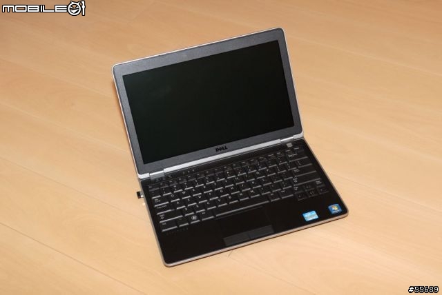 DELL Latitude E6220 at a glance