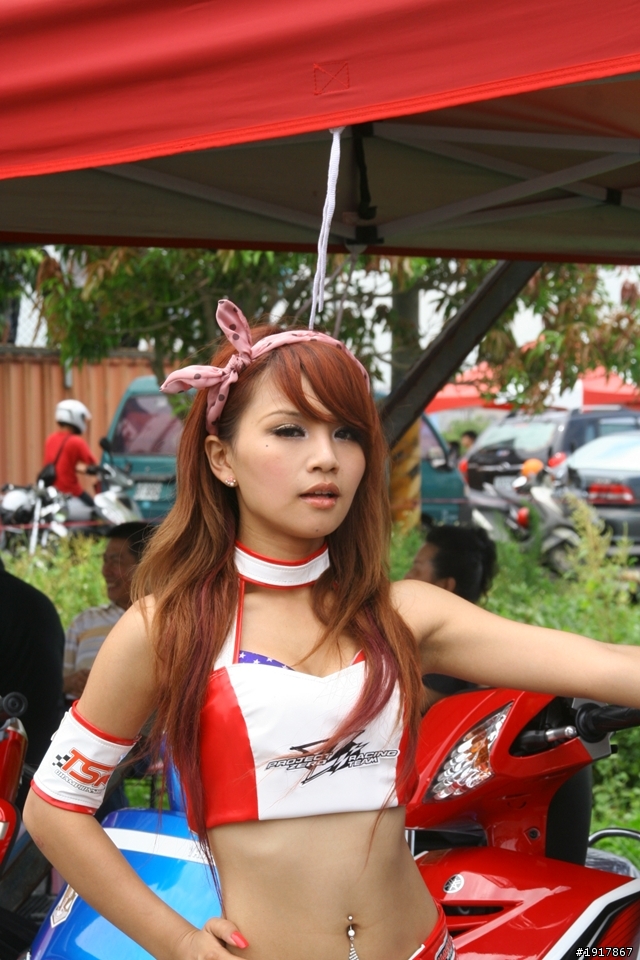 別人拔蘿蔔我拔雷田車