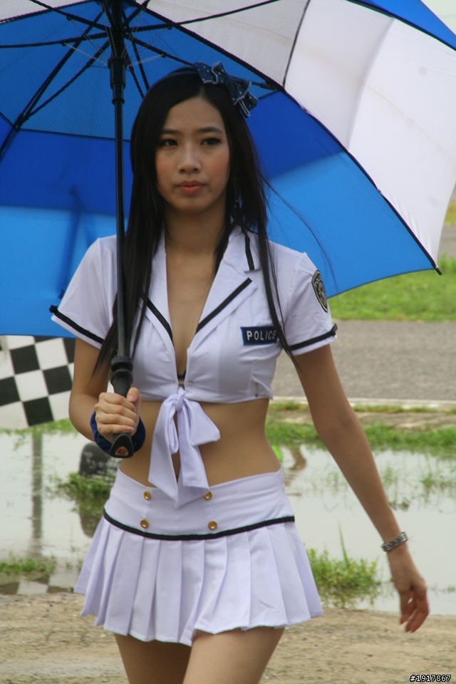 別人拔蘿蔔我拔雷田車