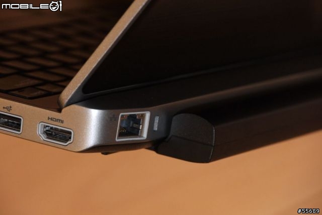 DELL Latitude E6220 at a glance