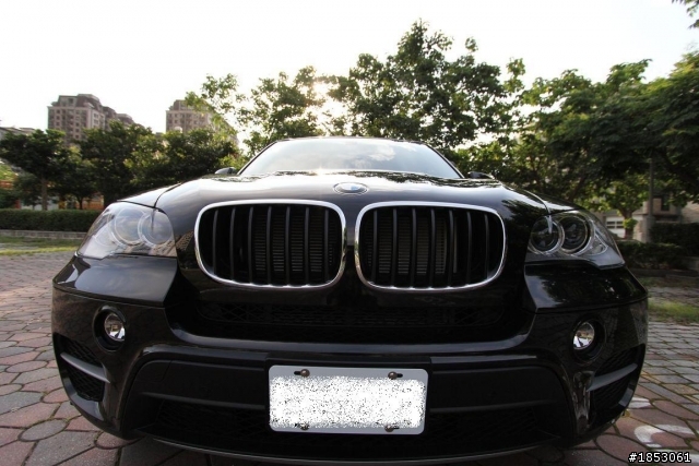 2011年式 X5 開箱箱箱箱...