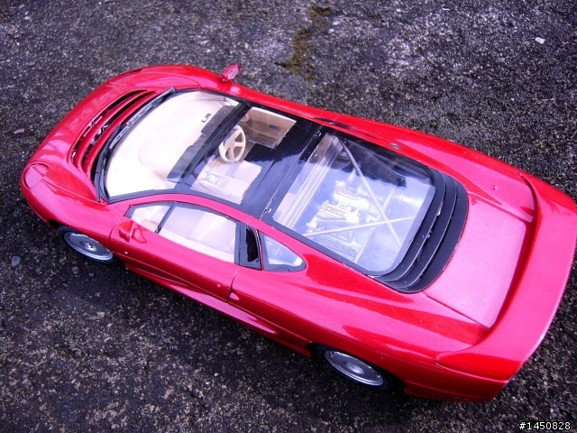 JAGUAR XJ220 (Tamiya 1/24)