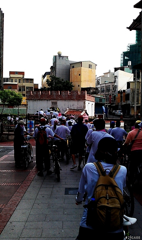 2011高雄崇BIKE古蹟巡禮+魏小猴陪騎