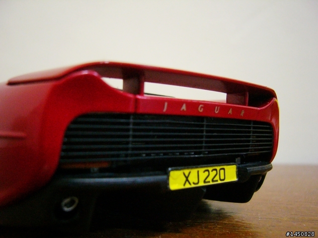 JAGUAR XJ220 (Tamiya 1/24)