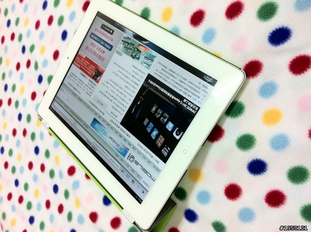 更新(分享) iPad2 果凍套+smart cover***新增uniboo硬殼比較(青蘋果)