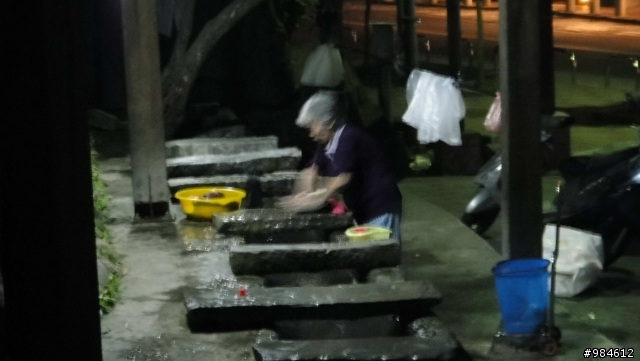 大白的一路迢迢遠,翻山越嶺南庄行