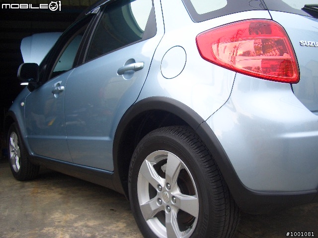 SUZUKI SX4 水水藍(代)開箱..2011.06.22~~