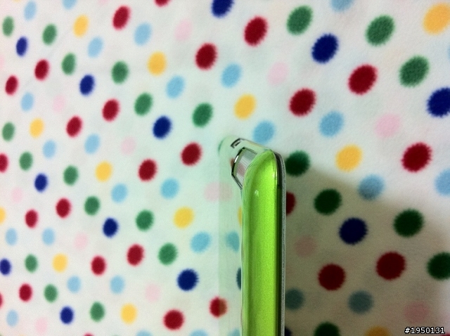 更新(分享) iPad2 果凍套+smart cover***新增uniboo硬殼比較(青蘋果)