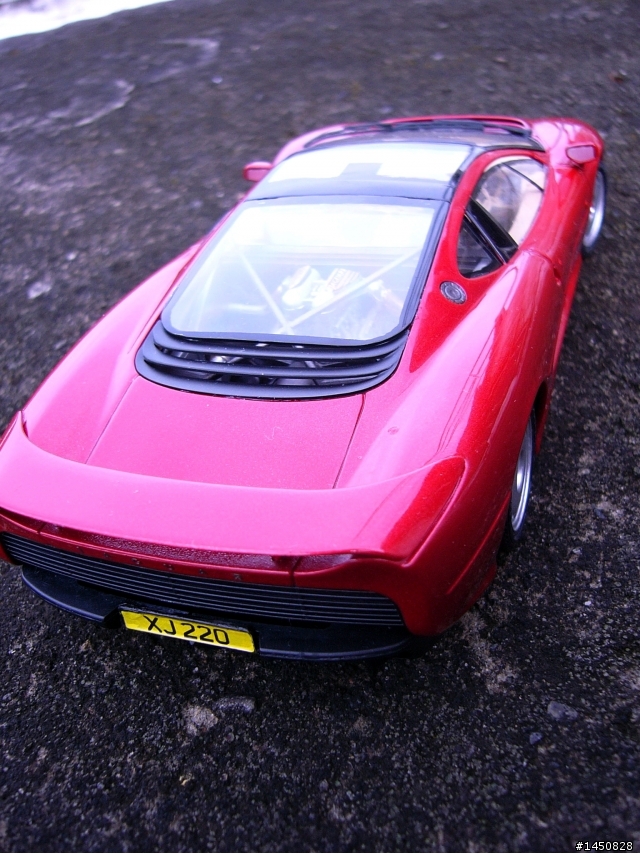 JAGUAR XJ220 (Tamiya 1/24)