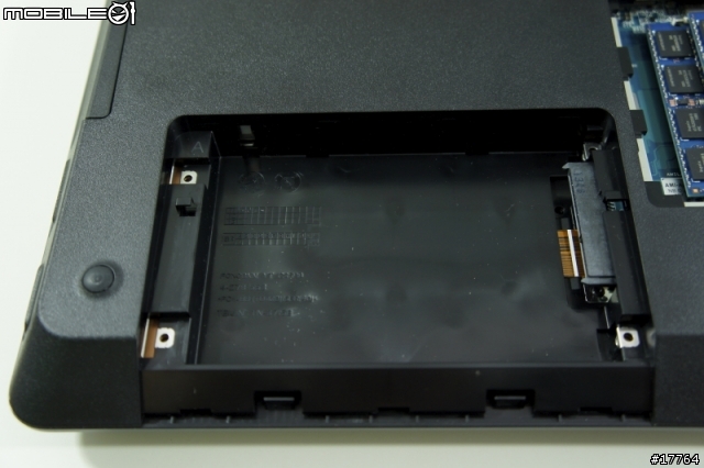 『效能之王 重量登場』SONY VAIO F226