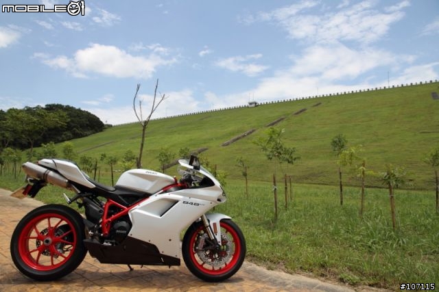 義大利愛駒分享 ～ 2011 Ducati 848 Evo開箱