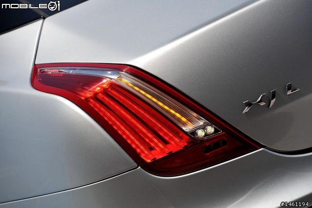 體現極致性能Jaguar XJ L 5.0 Supersport 海外試駕