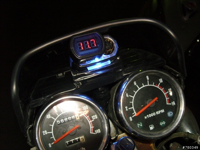~機車安裝車用充電器,之汽車用品改造~---圖多請見諒