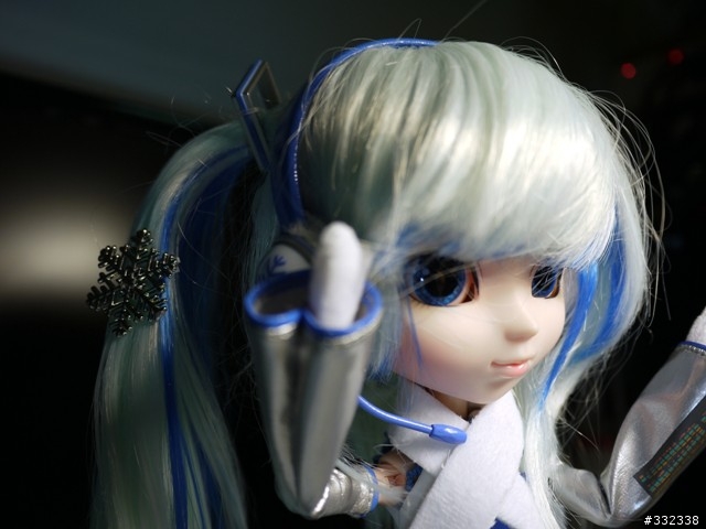 12吋的初音!普利普Pullip娃娃初音+雪初音(怕大眼娃娃勿進)