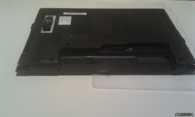 新入手 lenovo V370 i5 - 2410 第1發 ~ 開箱照