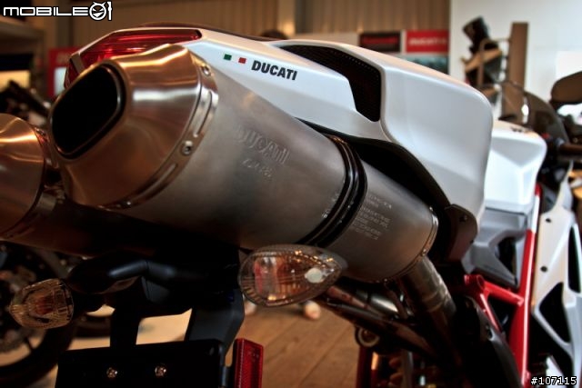 義大利愛駒分享 ～ 2011 Ducati 848 Evo開箱