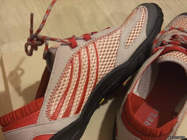 MERRELL Barefoot 愛亂跑之開箱文