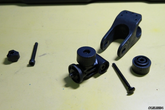 公版行車記錄器的後視鏡架DIY