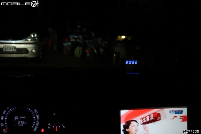 設想不周到~只好自己找門道...抬頭顯示型時鐘