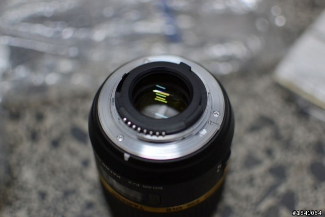 Tamron 60 F2 Macro 騰龍60微~小開箱