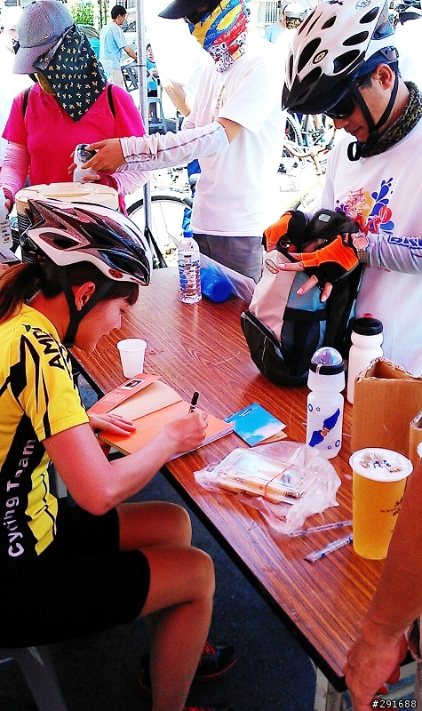 2011高雄崇BIKE古蹟巡禮+魏小猴陪騎
